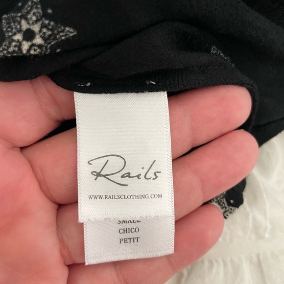 Rails Black Sloan Star Pattern Blouse - Picture 8 of 10